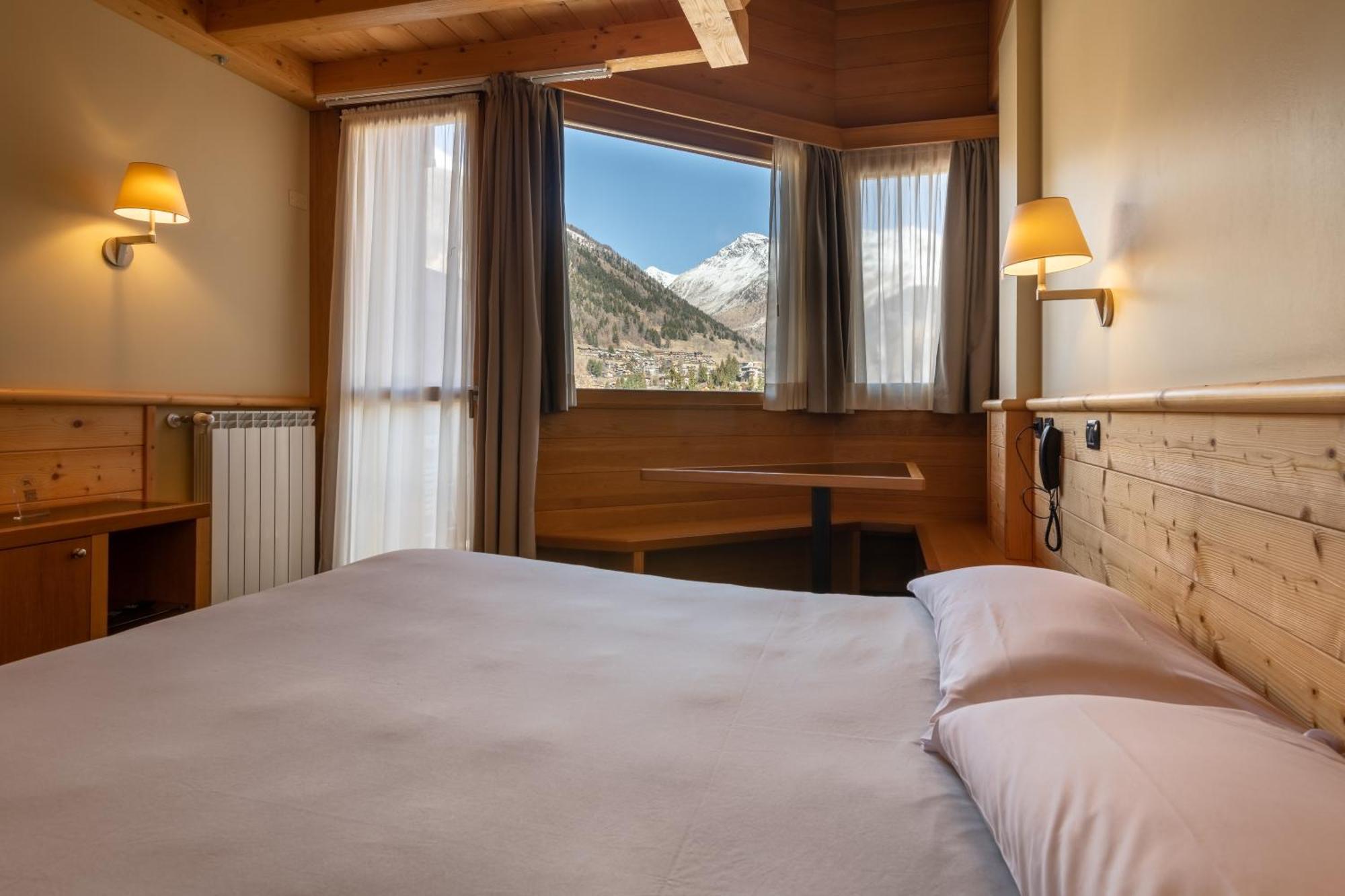 Hotel Garni Pegra Ponte Di Legno Ngoại thất bức ảnh