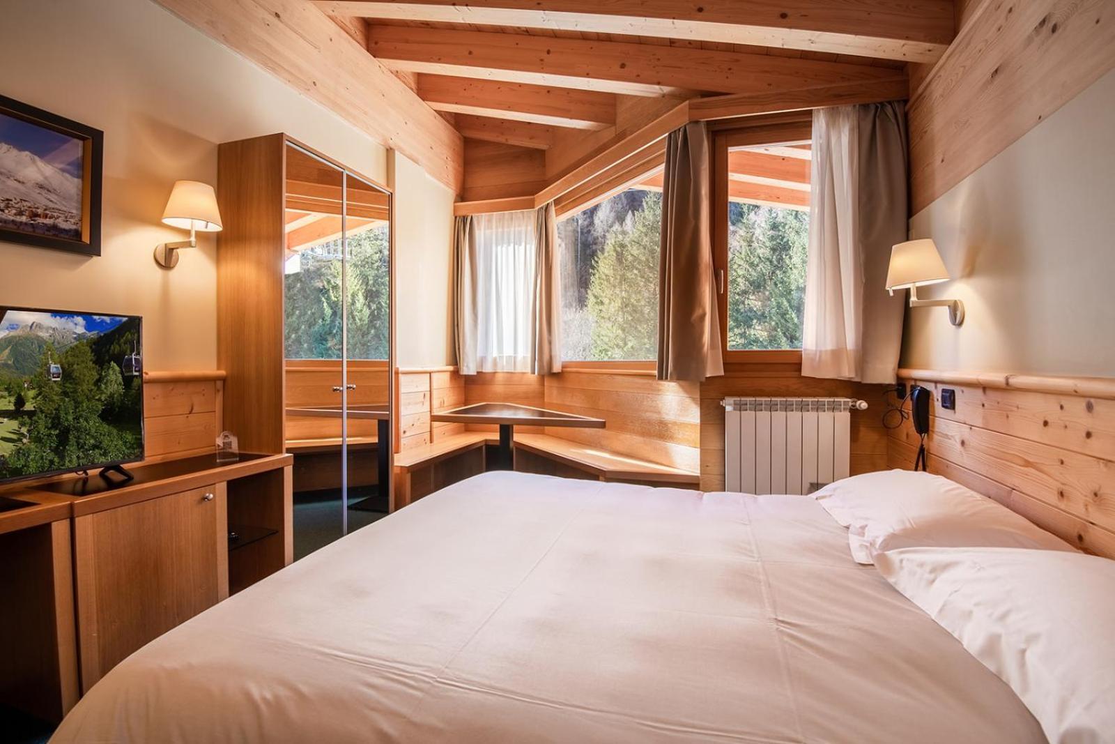 Hotel Garni Pegra Ponte Di Legno Ngoại thất bức ảnh